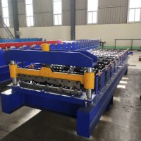 泊頭興和定做彩鋼設備加寬1.2米840壓瓦機