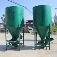 曲阜立式攪拌機(jī)豬飼料攪拌設(shè)備